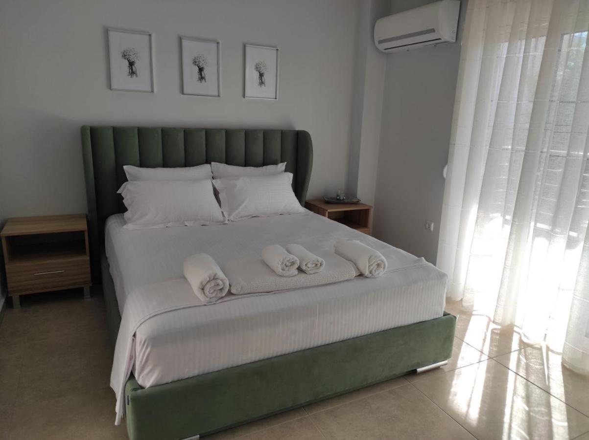 Blue Beach Apartments Ofrínion Dış mekan fotoğraf