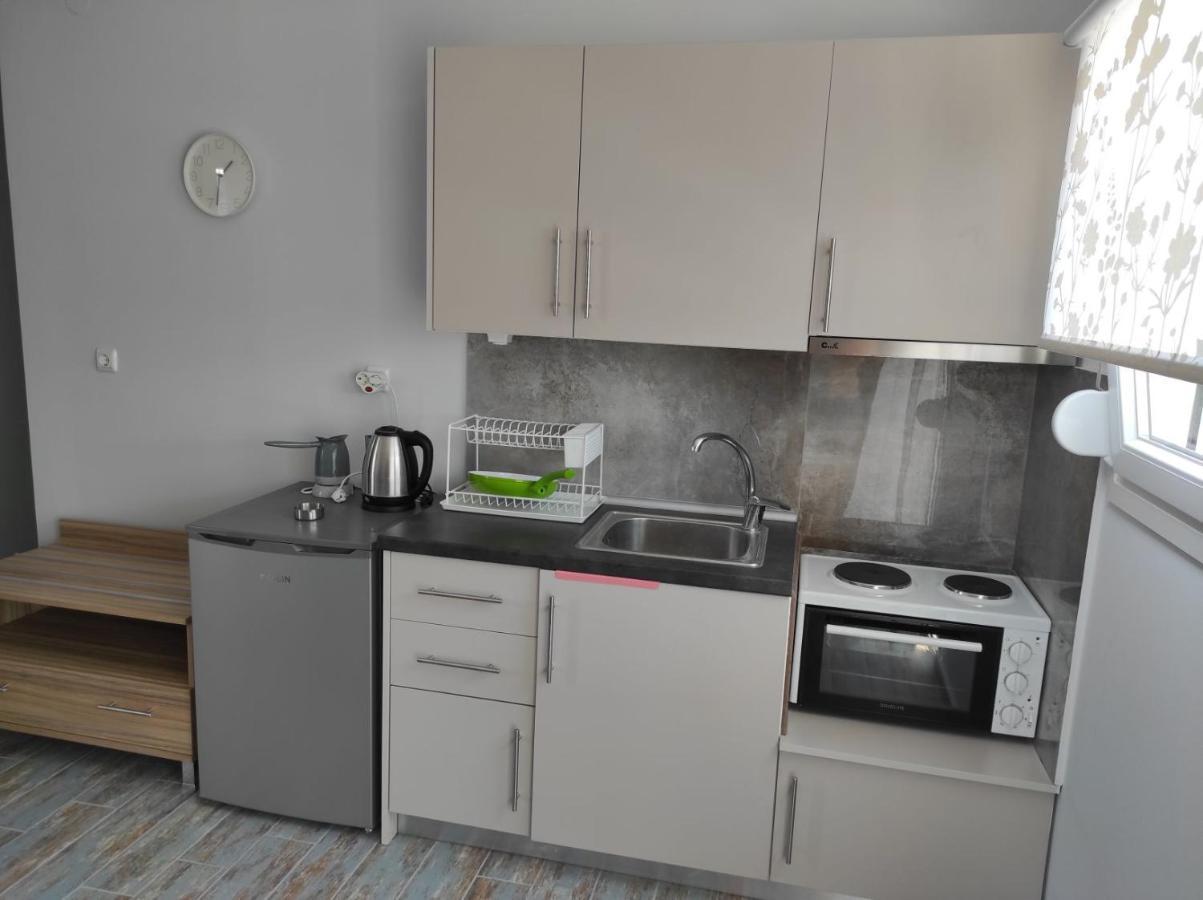 Blue Beach Apartments Ofrínion Dış mekan fotoğraf
